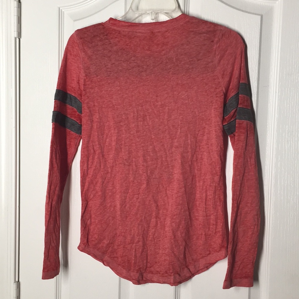 FINAL MARKDOWN Juniors’ DC Comics Harley Quinn LS Tee (XS) - Picture 8 of 8